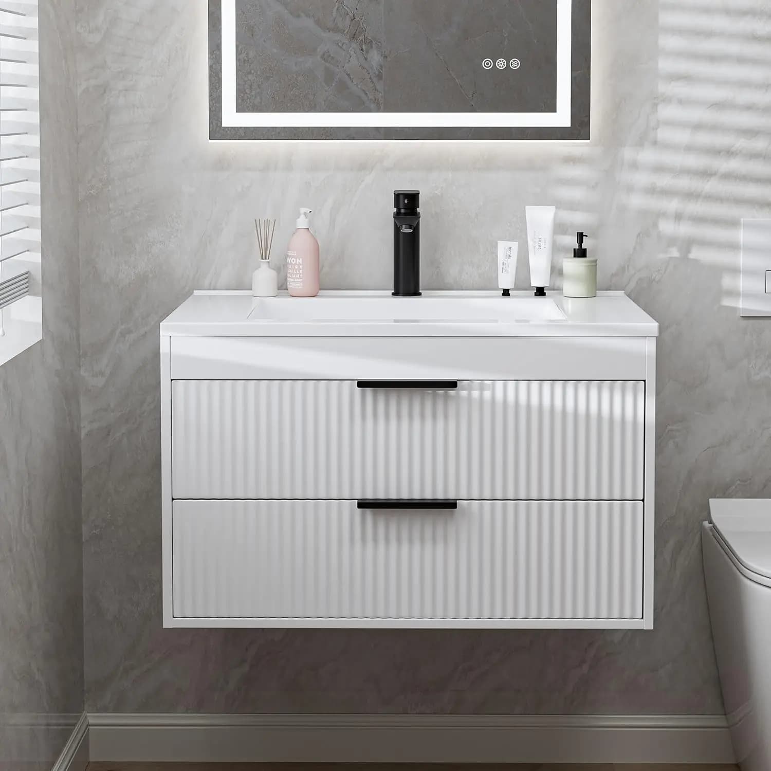 Mobile Bagno Sospeso Moderno 24 Pollici con Doppio Cassetto, Maniglia Nera e Lavabo in Resina Bianca