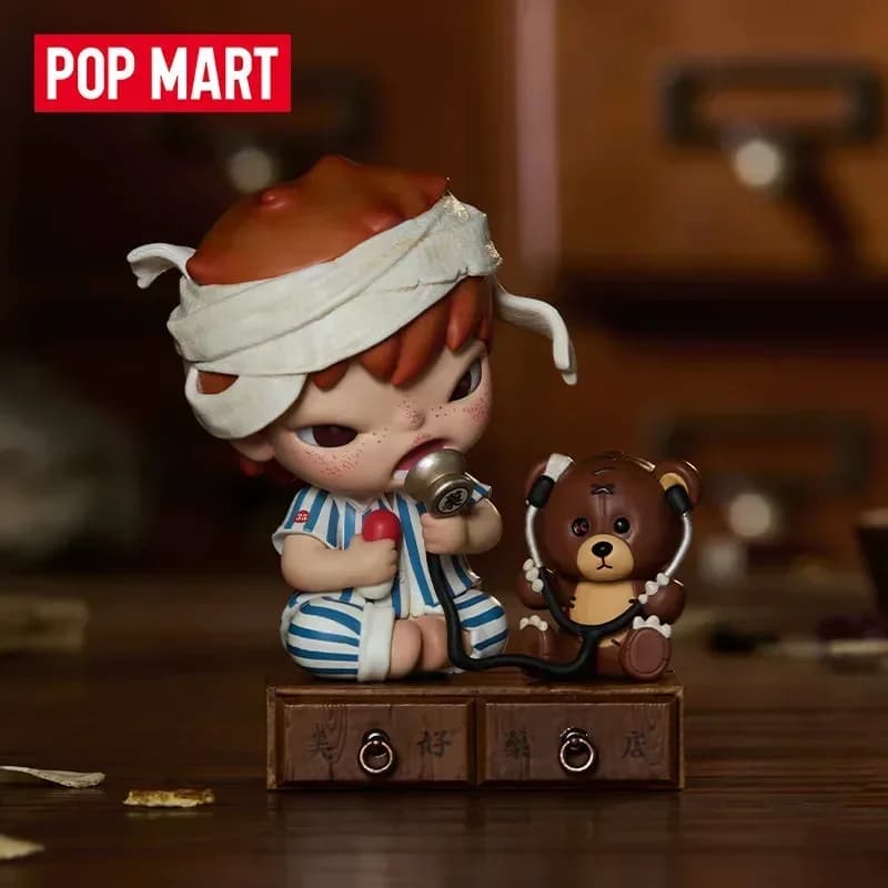 POP MART Hirono WELLPHARMACY Series - Statuetta Anime Carina in Scatola Misteriosa, Regalo Sorpresa, Decorazione da Scrivania