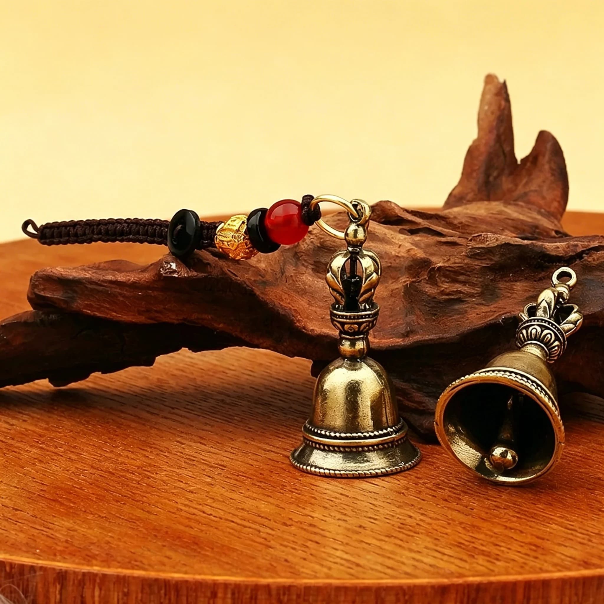 1PC Antique Tibetan Bronze Bell Pendant, Brass Die-cast Magic Drop Wind Bell Handicraft, Creative Gift Home Decoration