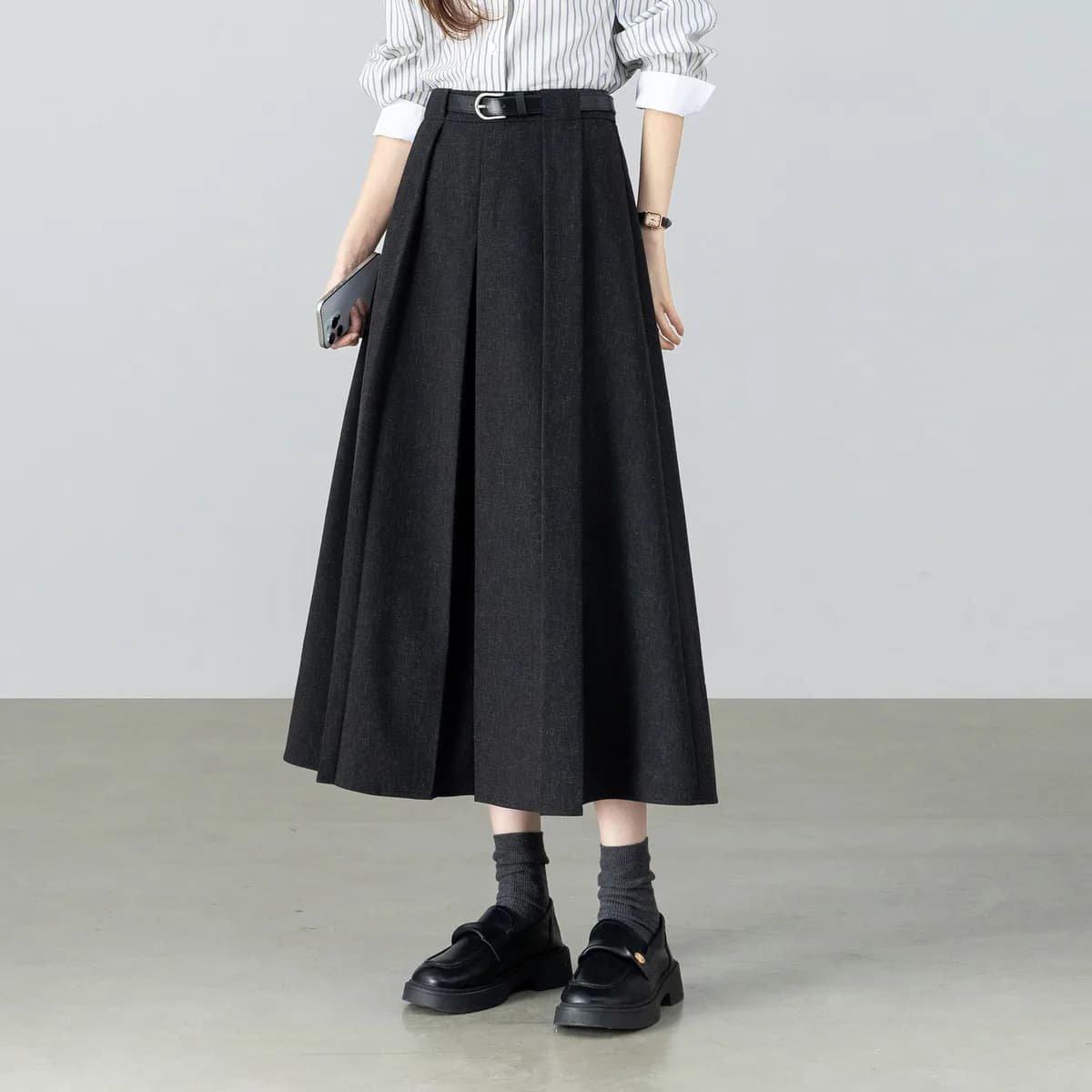 Gonna Midi Plissettata Nera da Donna SENTUBILA, Collezione Primavera 2026, Gonna a Trapezio Modellante con Cintura, Casual ed Elegante per il Lavoro 161QG6543