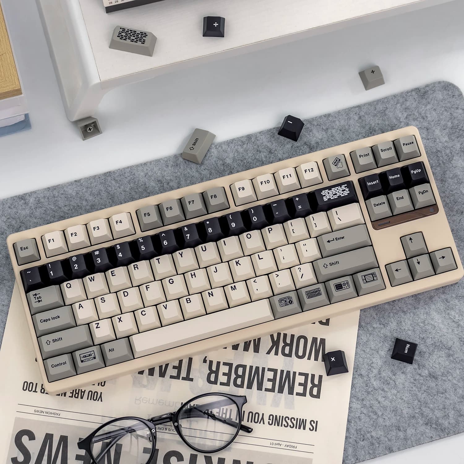 Copritasti neri retrò Copritasti PBT con profilo Cherry sublimato Copritasti minimalisti per tastiera meccanica MX Switch