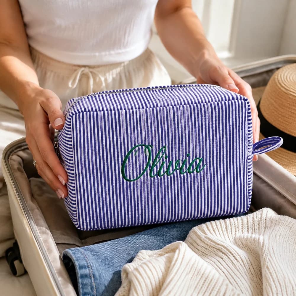 Custom Embroidered Name Zipper Makeup Bag, Portable Travel Toiletry Pouch, Personalized Cosmetic Organizer for Holiday Present