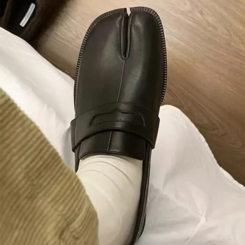 Tablets in real leather flats women casual shoes in cow leather black moccasins women tip divided feet of pig shoes derby zapatos de mujer