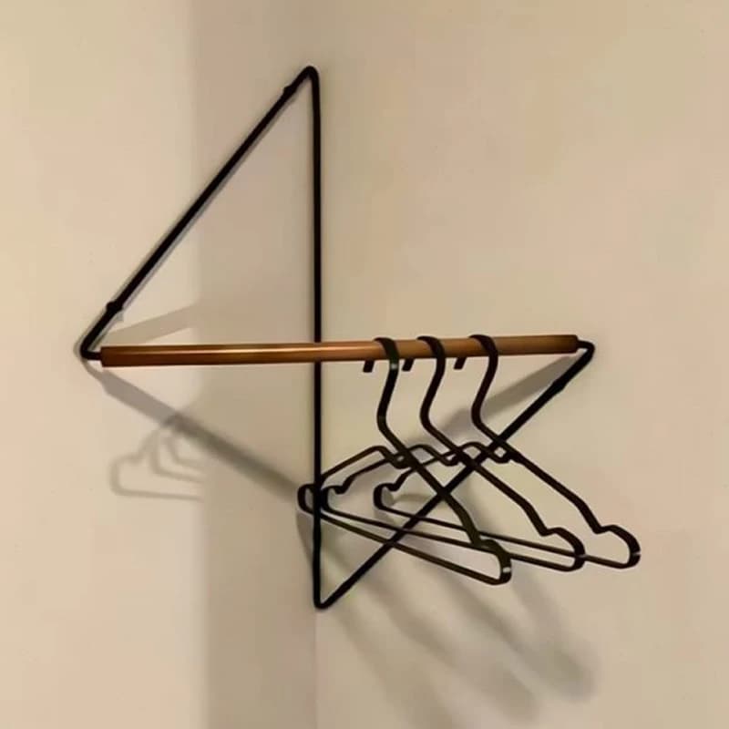 Appendiabiti moderno nordico da parete con gancio in ferro salvaspazio per camera da letto, design a fulmini, stile minimalista