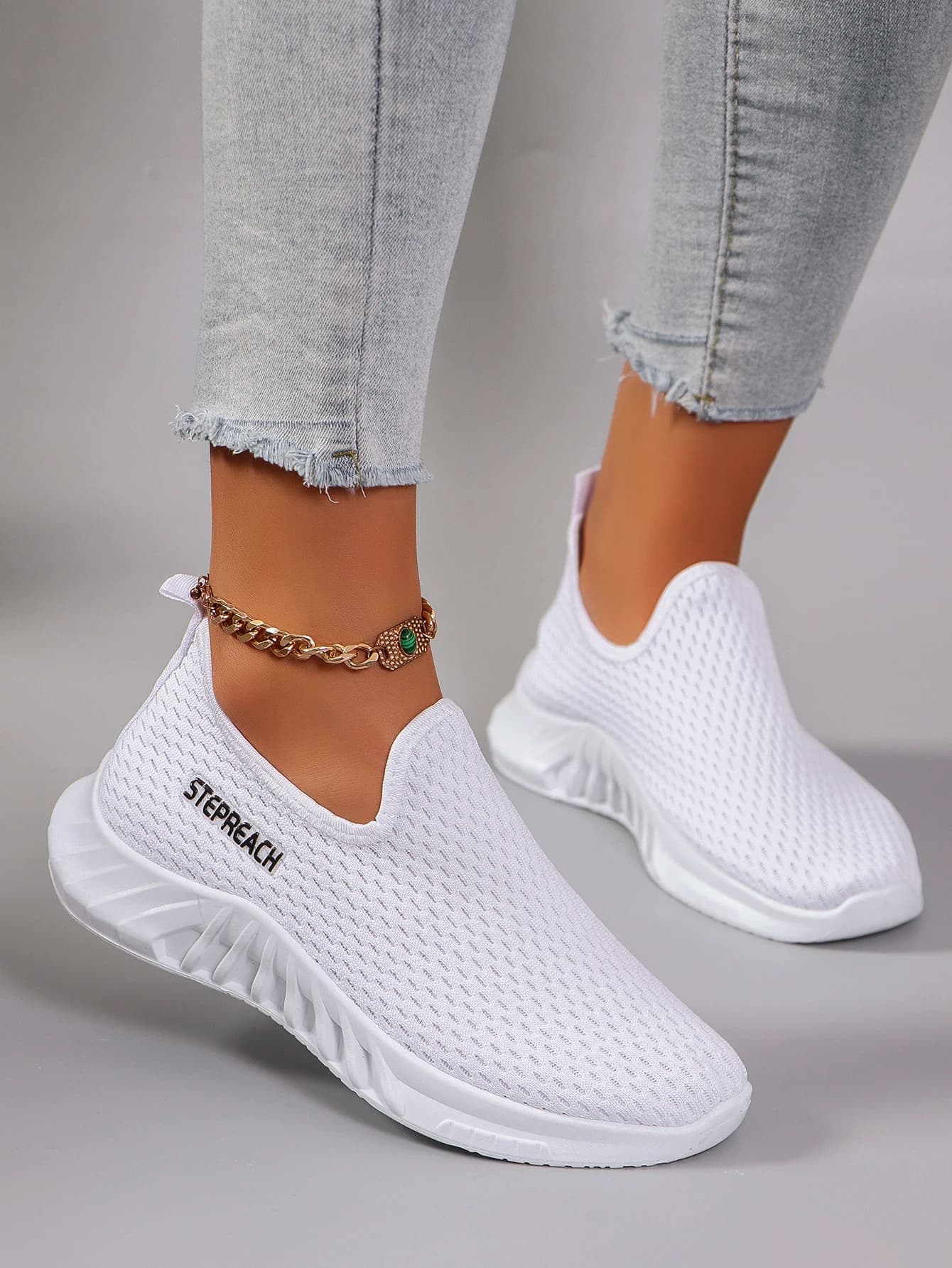 Women's casual multicolored sports shoes with straps, comfortable, breathable, lightweight, wear-resistant, with soft sole