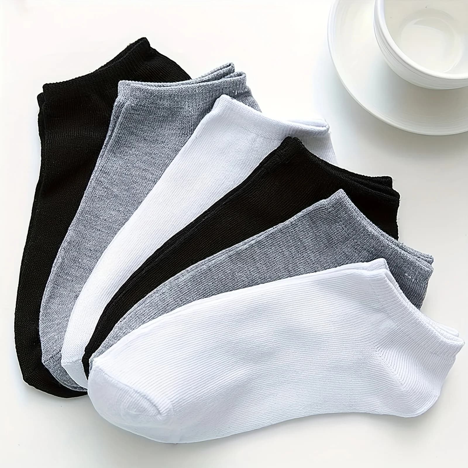 Invisible Socks Without Sewings, Pack of 10 – Design Anti-slip, Breathable and Resistant to Vesciche for the Daily Use