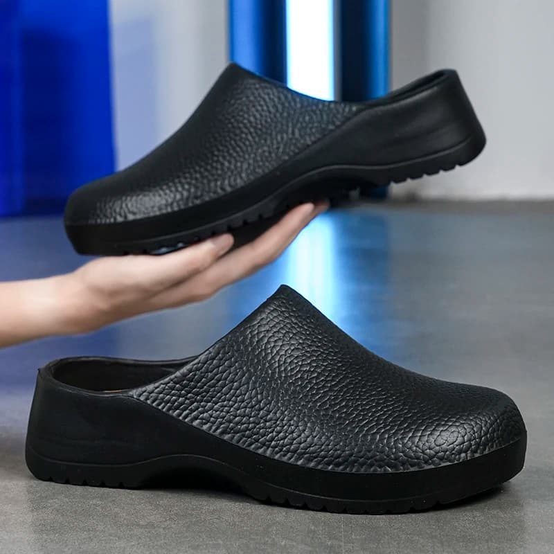 Closed Toe Slippers Male Female Waterproof Anti-Slip Chef Shoes EVA Thick Bottom Nurse Shoes Slip-On Lightweight Half Sandals
