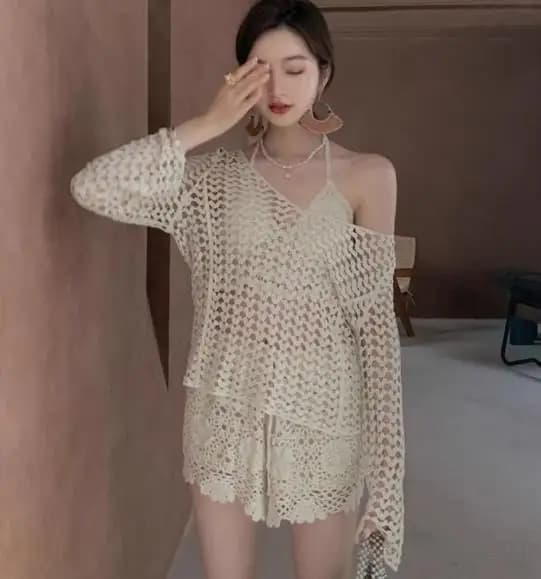 Abiti alla moda per le vacanze al mare Set da donna all'uncinetto scavati da donna Set da 3 pezzi per le vacanze in spiaggia