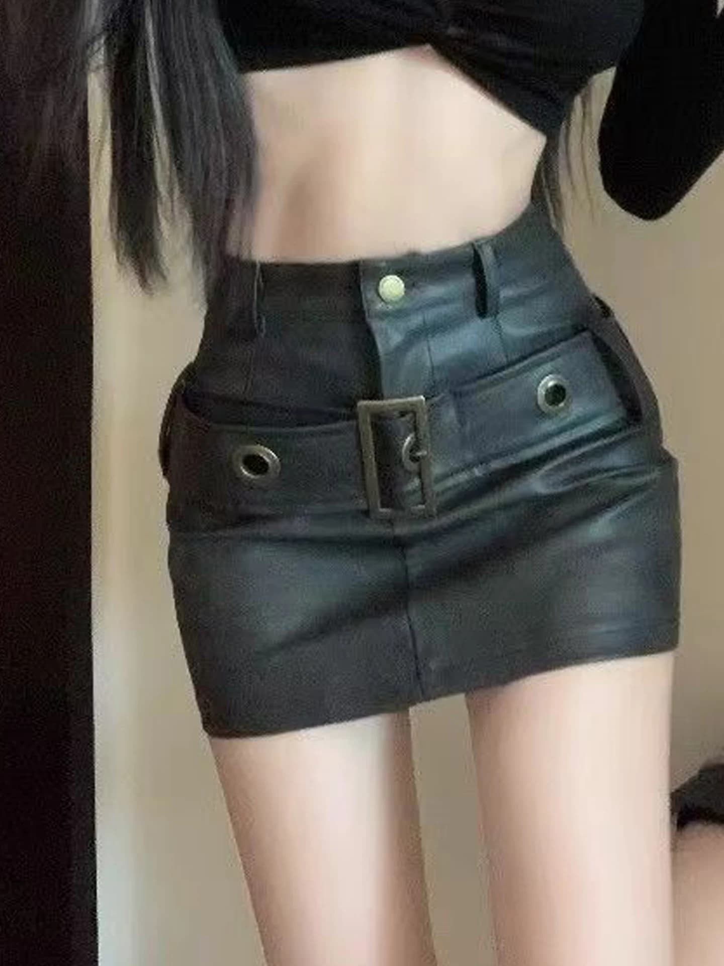 Nuova Gonna in Pelle a Vita Alta Primaverile, Gonna Sexy da Donna con Cintura, Gonna Corta che Copre il Sedere, Stile Femminile in Materiale PU