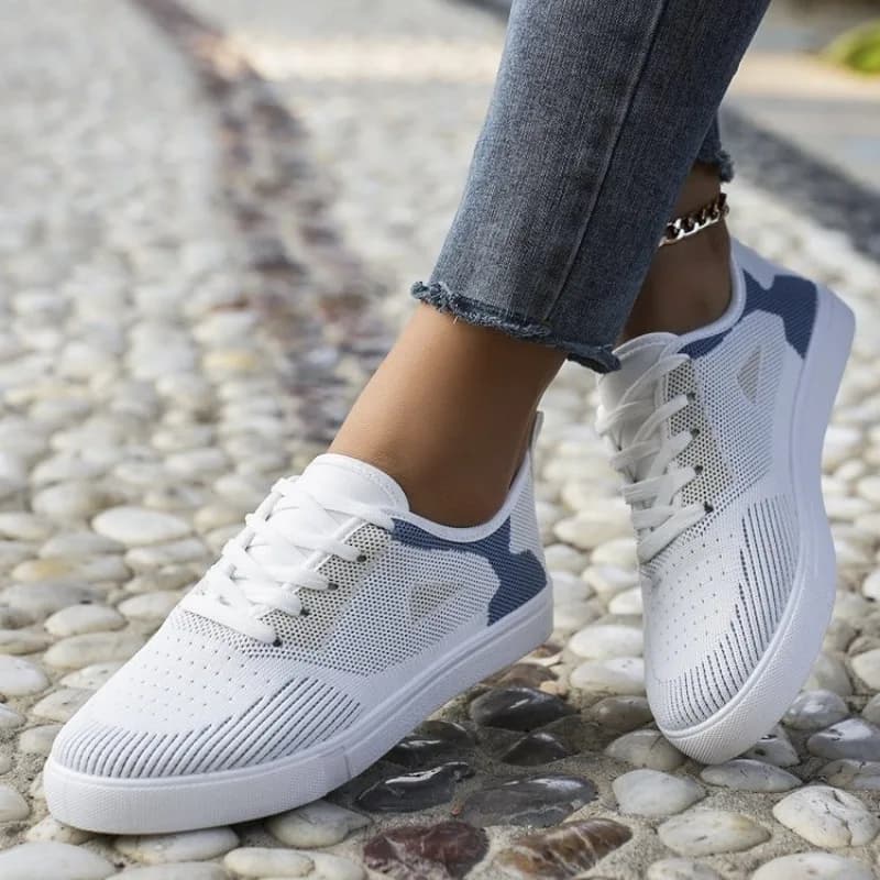 Sneakers casual da donna con lacci, effetto intrecciato, scarpe basse, punta tonda, stile da passeggio, bianche, per la primavera