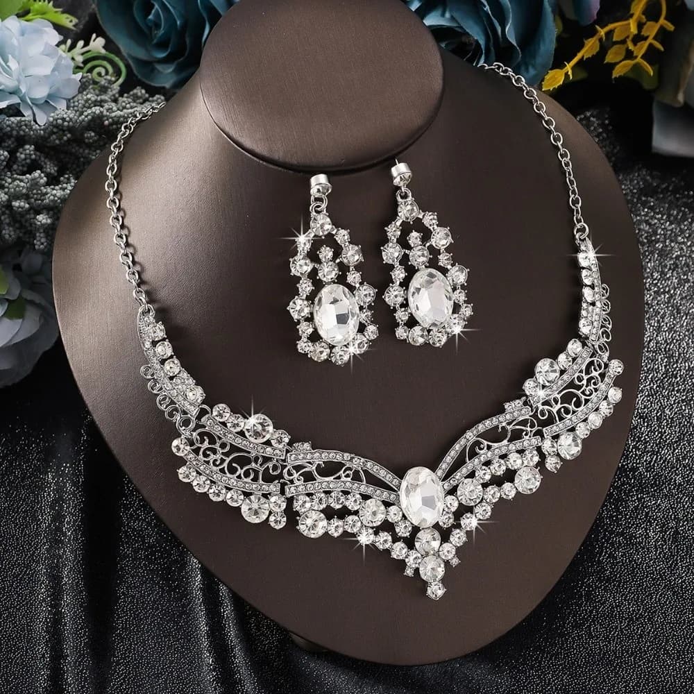 Inlay Rhinestone Necklace Earring Set Fashion Exquisite Jewelry Set Temperament Advanced Sense Clavicle Chain Wedding Engagement