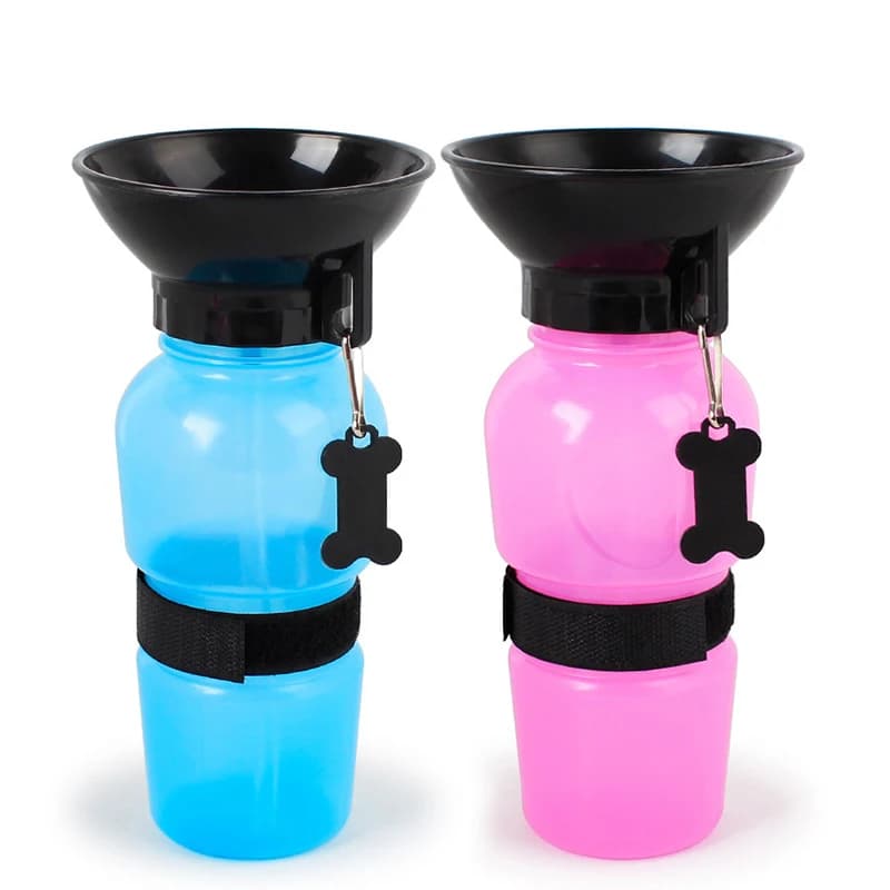 Alimentatore d'acqua portatile in plastica per animali domestici che pressa per auto, ciotola per animali domestici, bollitore per alimentazione d'acqua, contenitore per bottiglia d'acqua da viaggio all'aperto per cani e gatti