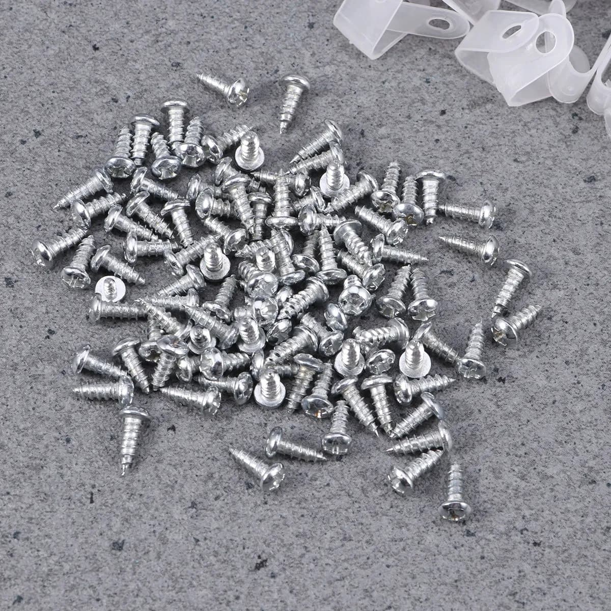 100 Pezzi Clip per Cavi Tipo R, Supporti in Nylon Resistenti per Organizzazione Cavi Casa e Ufficio, Gestione Cavi Computer e TV con Viti