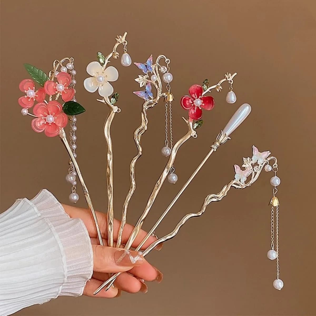 2025 New flower fork for women elegant floral butterfly pearl tassel stick for hair fashionable jewelry hair accessories hair clips for hair