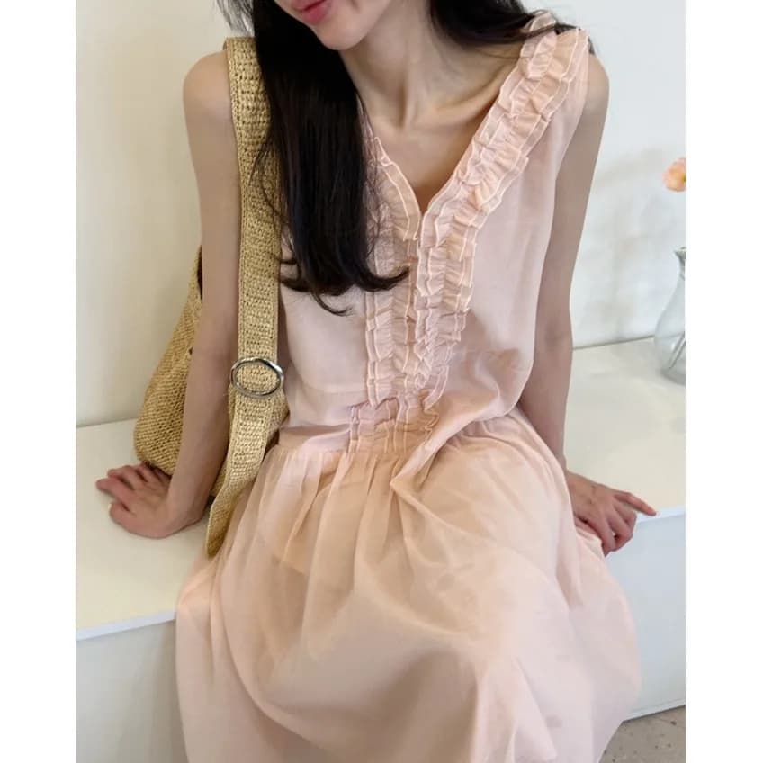 2026 Summer New Korean Style Chic Fairy Atmosphere Wooden Loose Sleeveless Dress Sweet Style H Version Casual Scene
