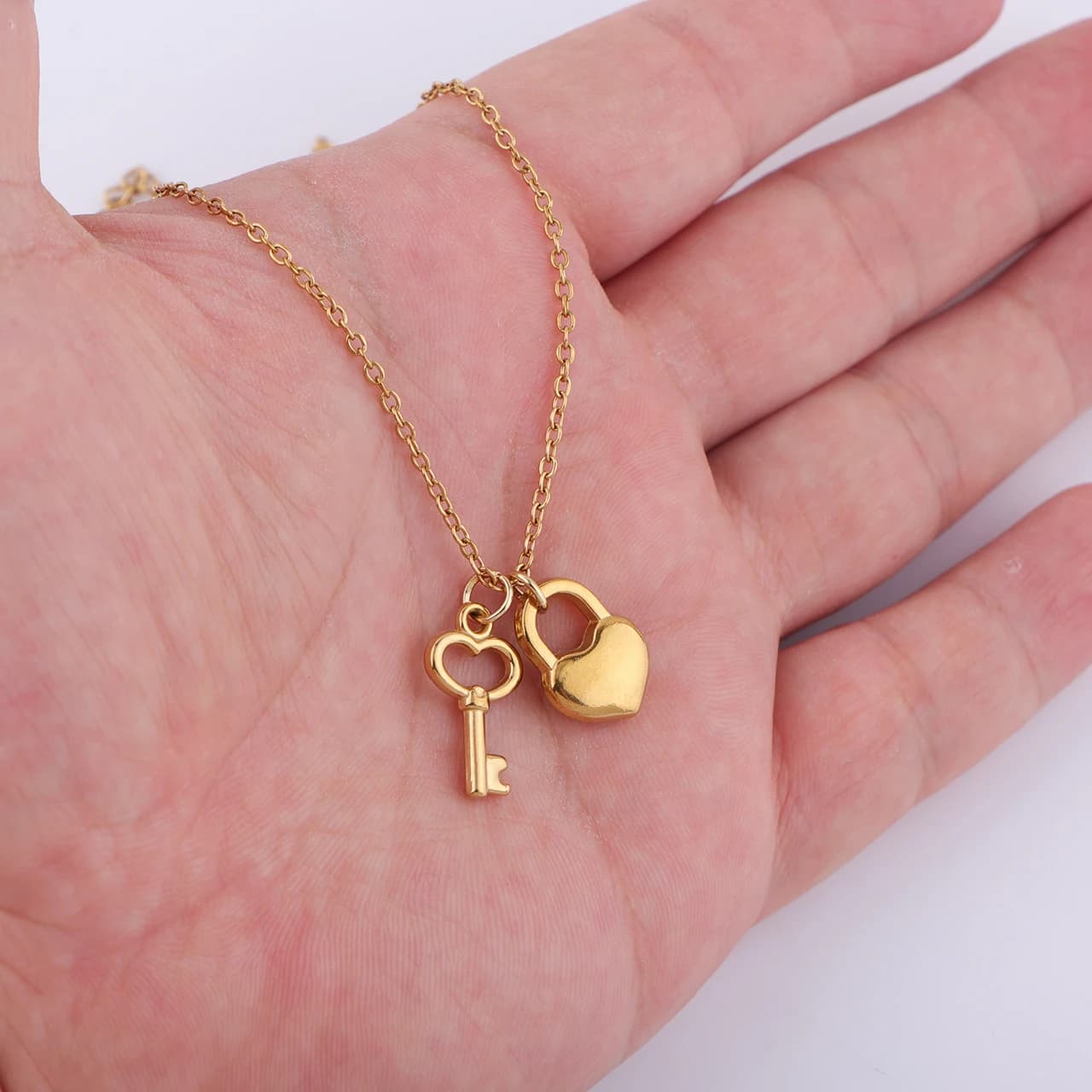 Stainless Steel Key Lock Necklace Best Friend Pairing Necklace Key Charms Lock Pendant Necklace for DIY Jewelry Gift