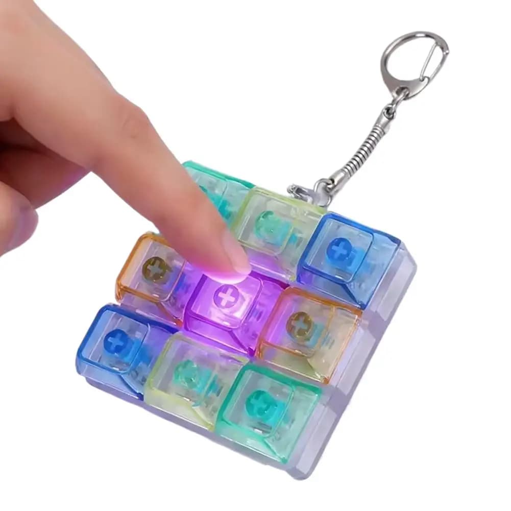 Portachiavi con 9 Tasti LED, Pulsante Meccanico a Scatto, Giocattolo Antistress, Portachiavi Trasparente Fidget