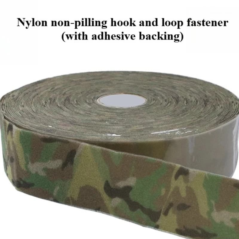 Nastro mimetico MC largo 10 cm con gancio di supporto adesivo e chiusura ad anello, superficie pelosa in velcro, nastro di fissaggio per attrezzature tattiche