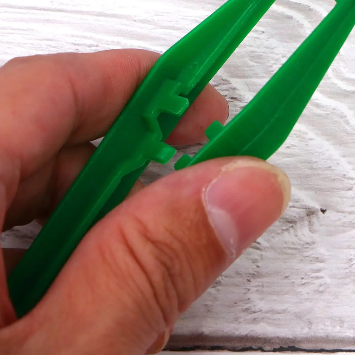 Set di 3 Kit di Osservazione per Bambini: Lente d'Ingrandimento Leggera e Sicura in PP/PMMA, Pinzette per Bambini, Strumenti per la Scoperta della Natura per l'Educazione STEM Precoce