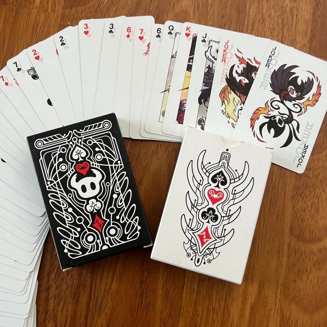 Hollow Knight Standard Poker Card Set Black and White Playing Card Game Card Group Portable Creative Board Game Gift Collection