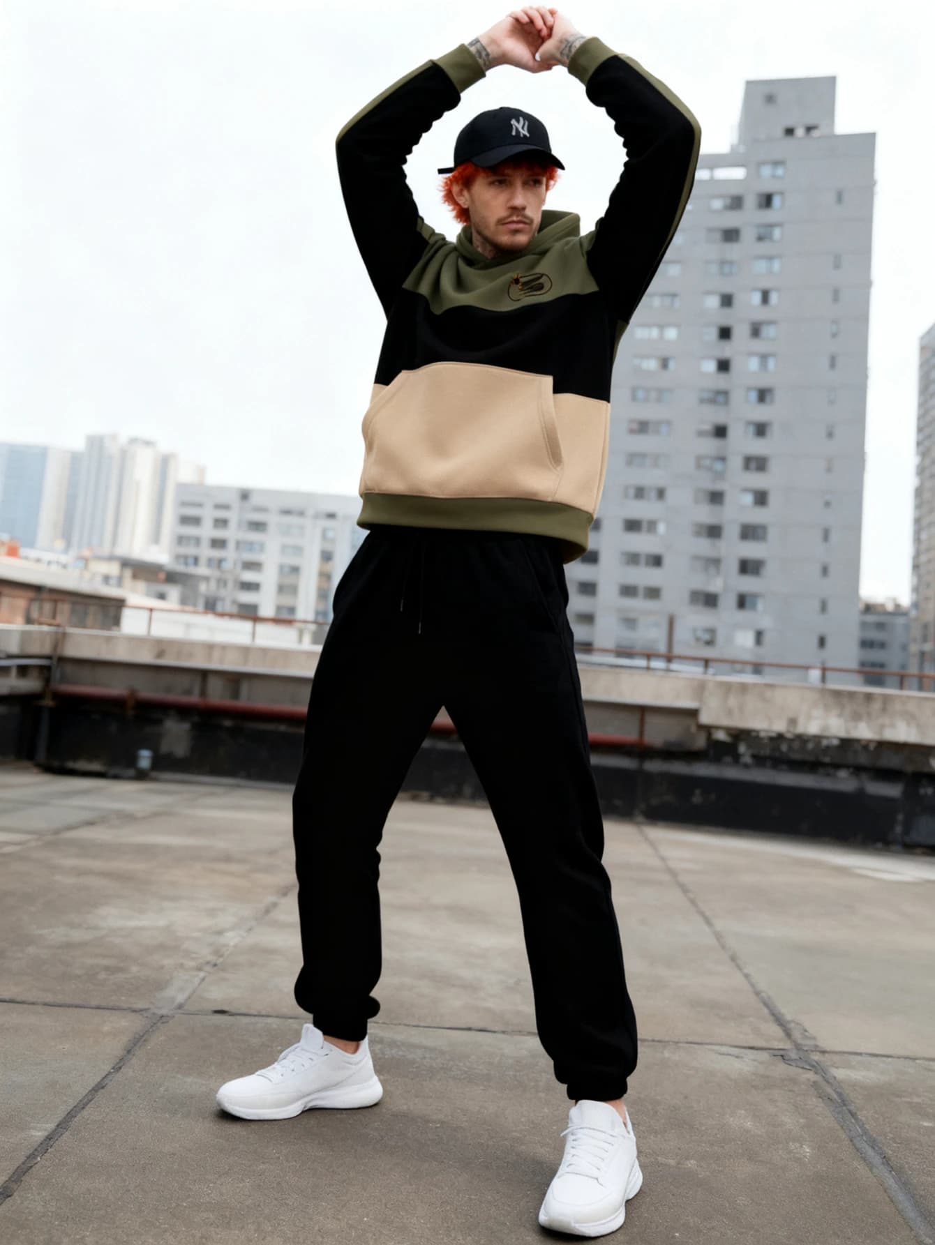 Set da 2 pezzi da uomo, felpa con cappuccio alla moda abbinata a pantaloni casual larghi | tessuto comodo e caldo, set con cappuccio da uomo.