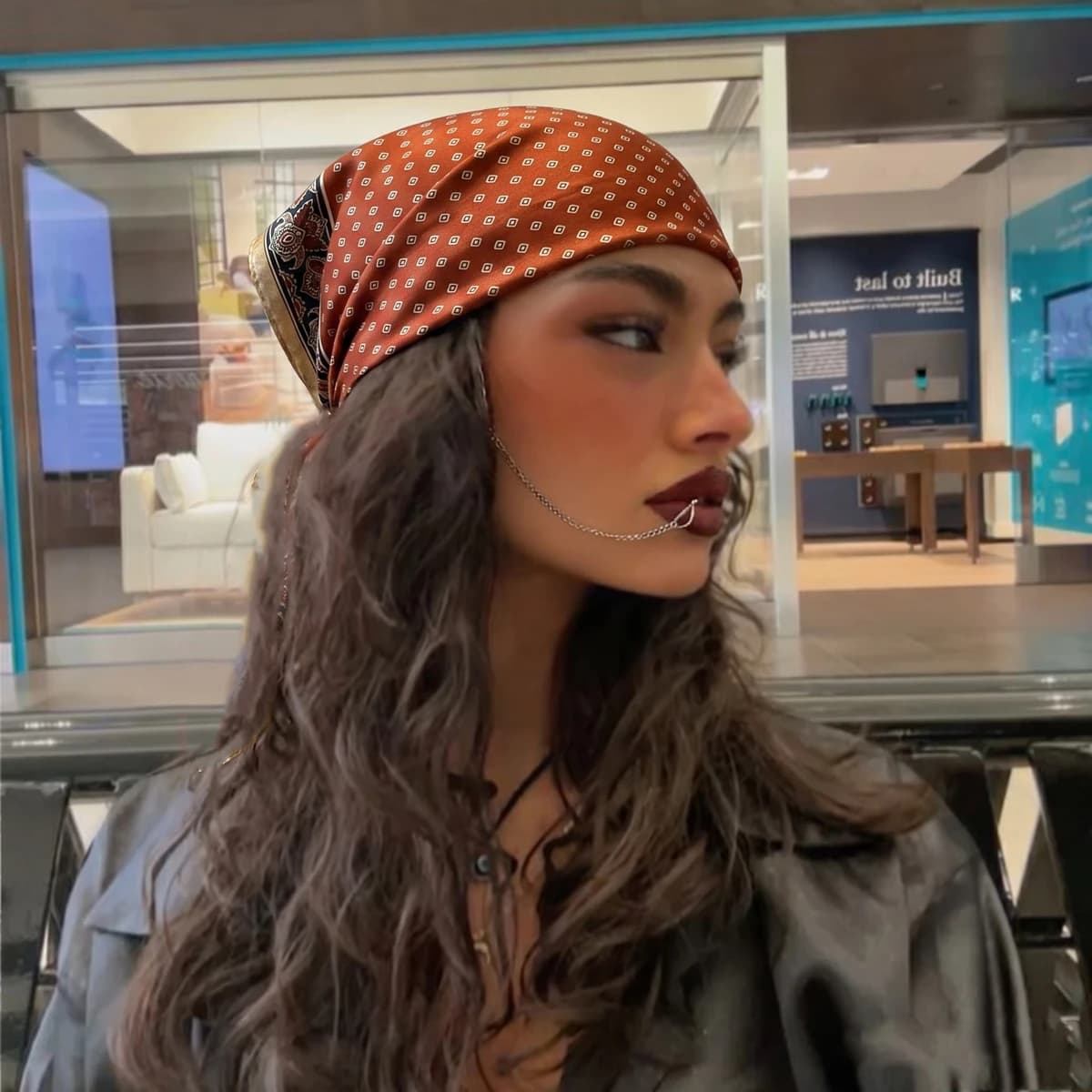 Luxury 100% Pure Silk Square Scarf Women Diamond Geometric Paisley Bandana Neckerchief Hair Scarf Bag Accessory Festival Gift