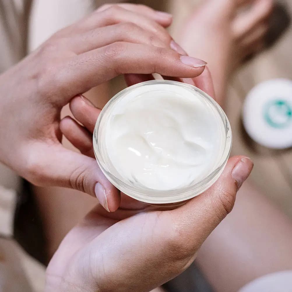 Set di 12 Ciotole in Vetro Riutilizzabili per Maschere Facciali, Contenitore per Oli Essenziali, Ciotola per Fragranze, Strumento Portatile per Miscelare Maschere Fai-da-Te, Accessorio di Bellezza