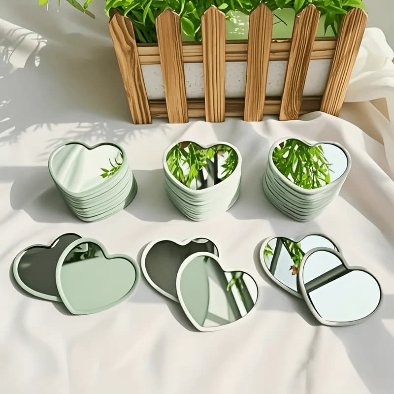 30pcs HD Mini Love Heart Shaped Makeup Mirror Modern Simple Vanity Mirror Portable Cosmetic Mirror for Student Dormitory