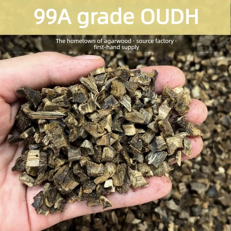 Oud - Bakhoor Aromatico Infuso di Oud | Aroma Caldo e Legnoso di Incenso Latteo, Scaglie di Legno Profumato | Profumo di lusso arabo, particelle naturali di legno di agar 10-50g
