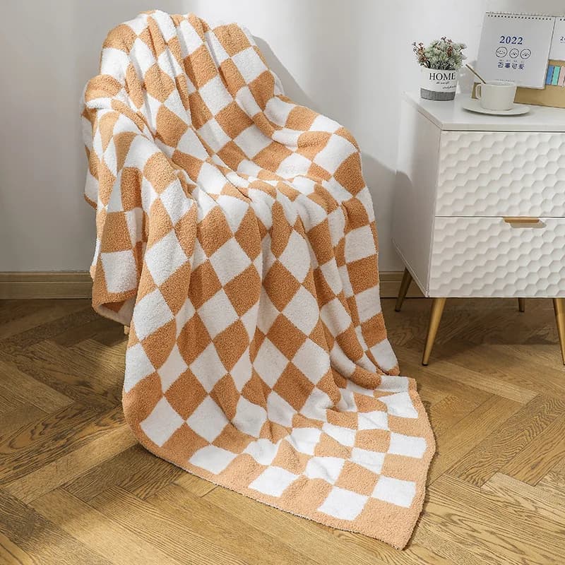 Coperta nordica a scacchiera in velluto su un solo lato Comoda coperta da tiro per divano da ufficio per cuscino scialle pisolino per quattro stagioni