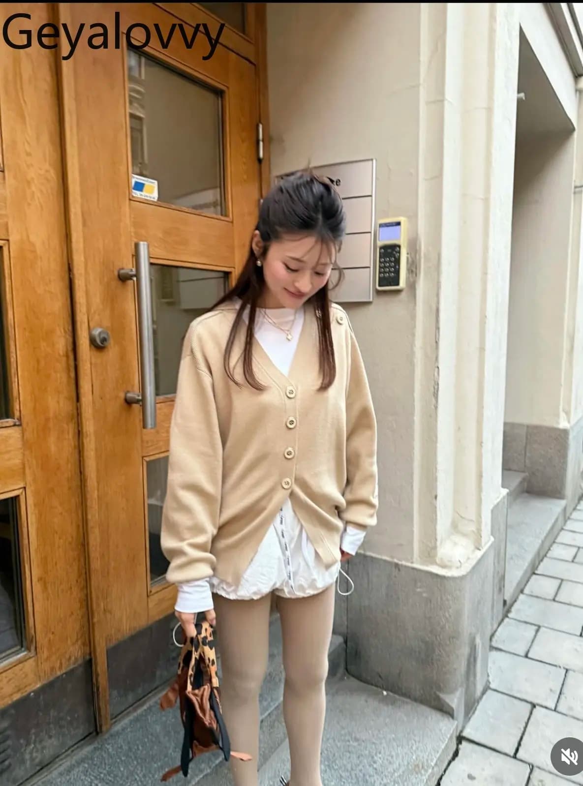 Cardigan in Maglia Stile Giapponese Casual Monopetto per Donna, Maglione Lungo con Scollo a V e Maniche Lunghe per Autunno e Inverno