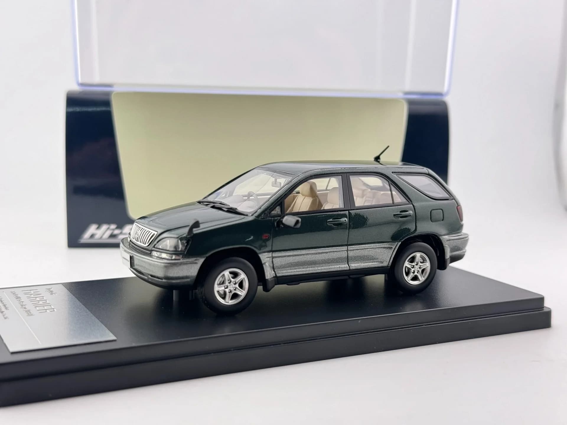 Defezioni Superficiali Vernice Antenna Rotta Difetti Modello in Resina Toyota Harrier Scala 1/43