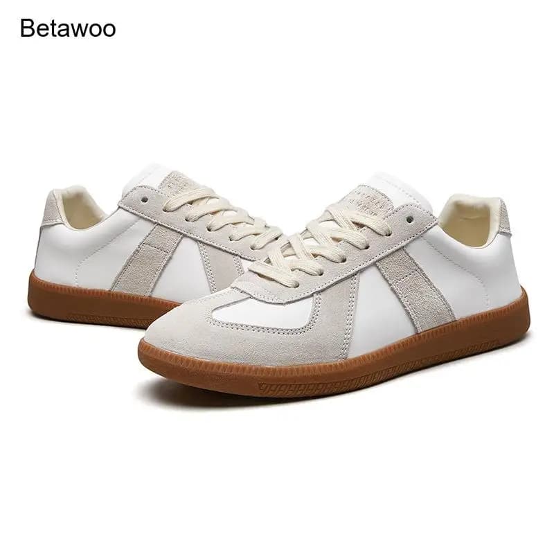 Men Retro Suede Leather Casual Sneakers Lace Up Flat Skate Shoes Comfortable Non Slip Sports Shoes for Men