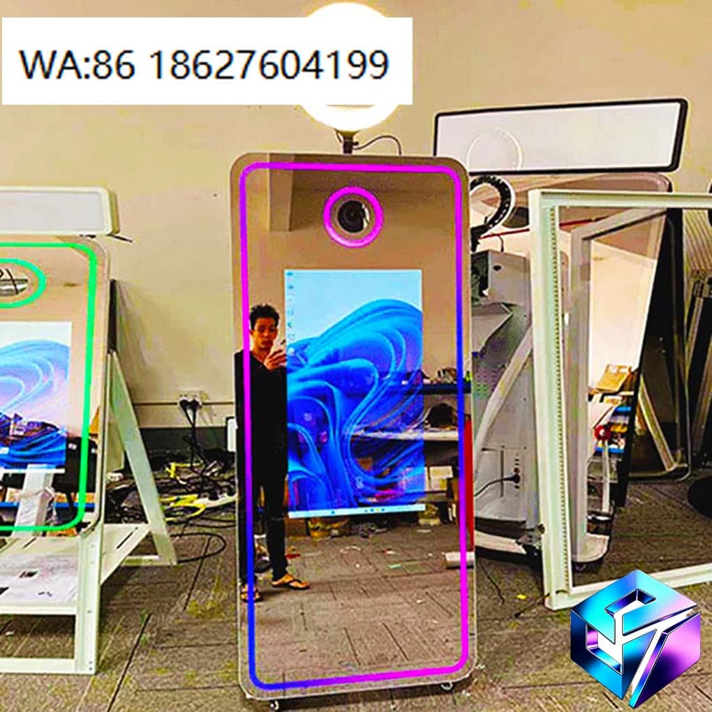 Sistema completo di cabina fotografica digitale Magic Mirror con cornice in vetro Infinity, fotocamera e stampante per matrimoni, feste ed eventi a noleggio.
