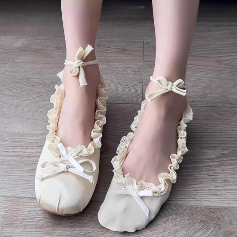 Pantofole a calzino da barca a taglio basso da donna stile balletto con fiocco Lolita Kawaii calzini con volant in pizzo calzini estivi sottili e traspiranti invisibili