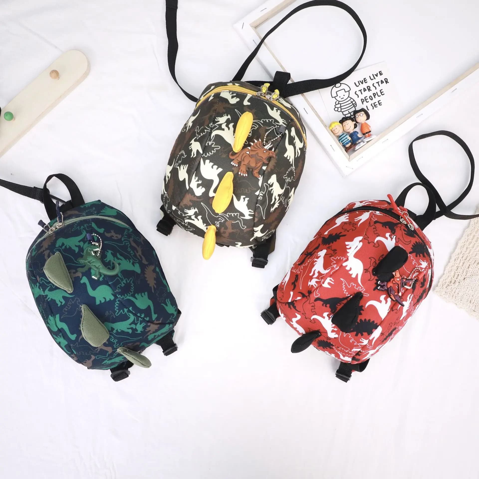 Bellissimo zaino con cintura di sicurezza per bambini con dinosauro, borsa anti-perdita per bambini, comodo collegamento da polso anti-perdita per bambini della scuola