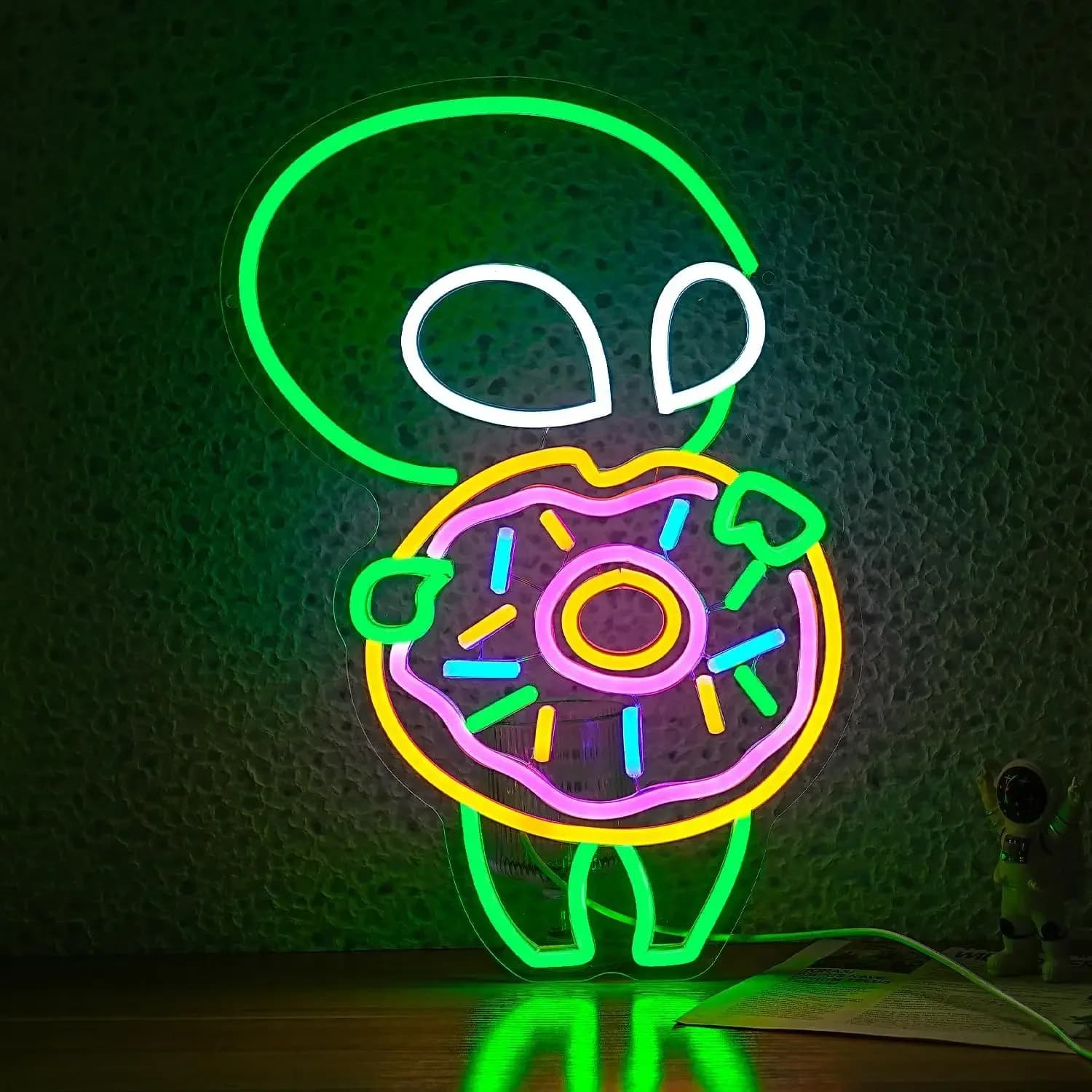 Alien Donut Neon Sign Usb Powered Led Neon Sign Wall Decor for Bedroom Dessert Shop Bakery Party Fast Food Shop Gift for Friend
