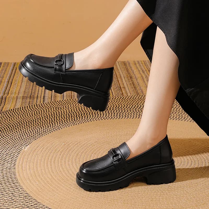 Nuove Scarpe da Donna Primaverili e Autunnali con Suola Morbida, Piattaforma Casual Versatile, Scarpe in Pelle
