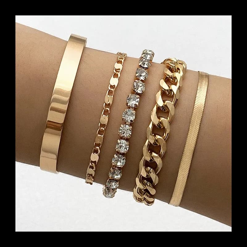 Accessori Set di braccialetti impilati versatili e lisci punk, set di braccialetti in cinque pezzi con diamanti geometrici