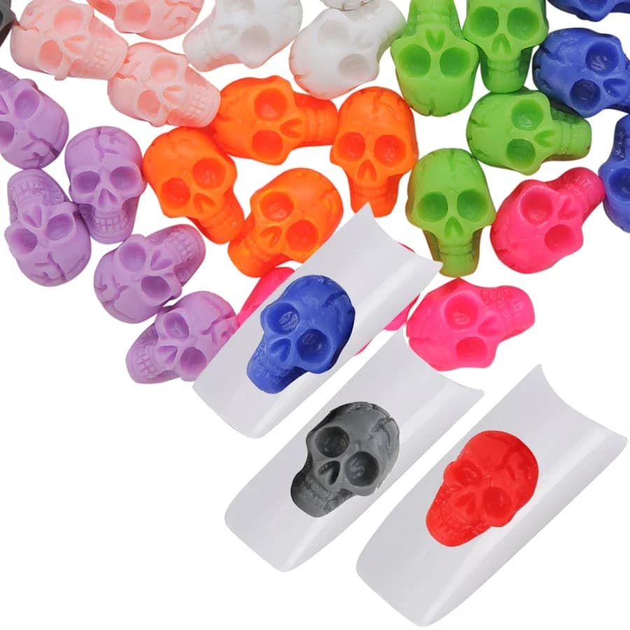 10/30/50/100 pezzi di ciondoli per nail art con teschio in resina, perline flatback, decorazione per unghie punk per feste di Halloween