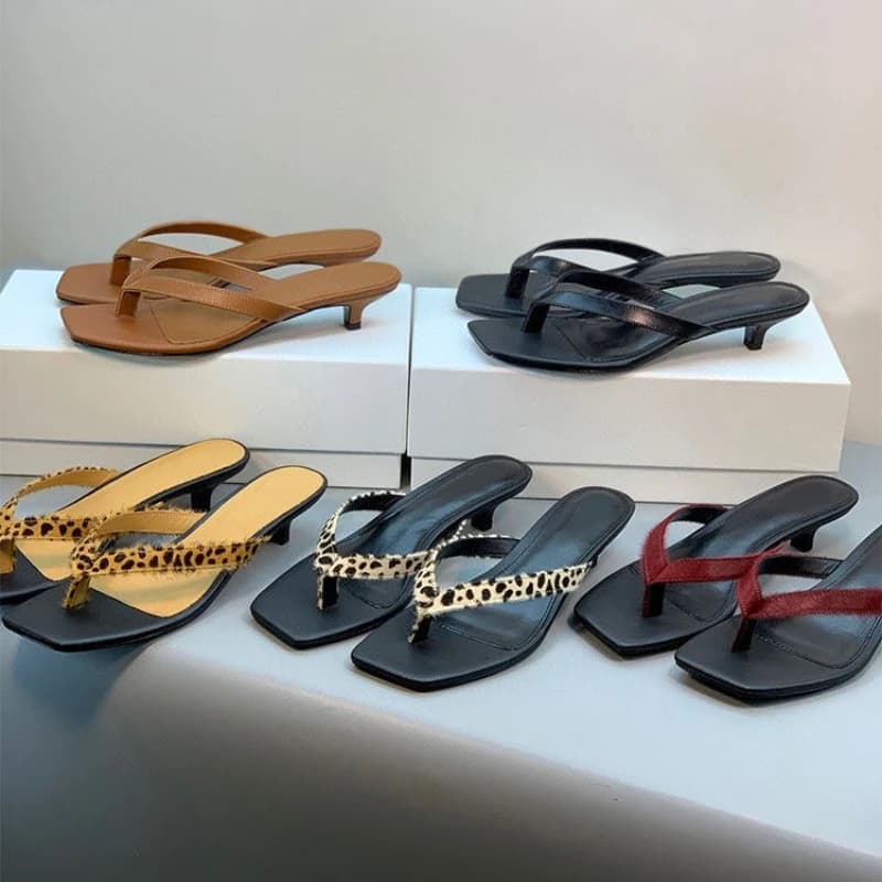 Sandali con Tacco a Spillo in Pelle di Lusso da Donna, Infradito in Pelle con Tacco a Gattino e Punta Quadrata per Occasioni Casual ed Eleganti