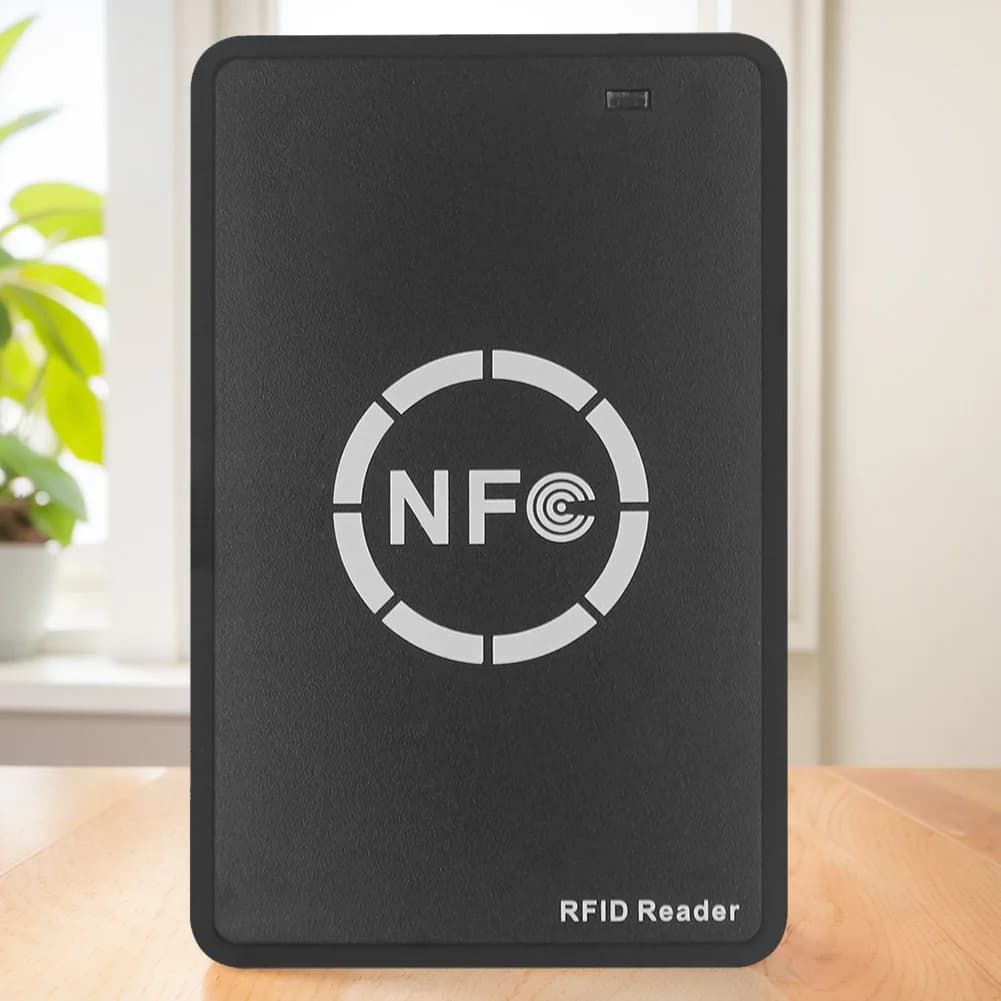 Copiatrice di schede di controllo accessi intelligente 13,56 MHz/125 KHz/250 KHz Lettore RFID Scrittore Software gratuito Replicatore di tag NFC Lettore RFID 125 KHZ