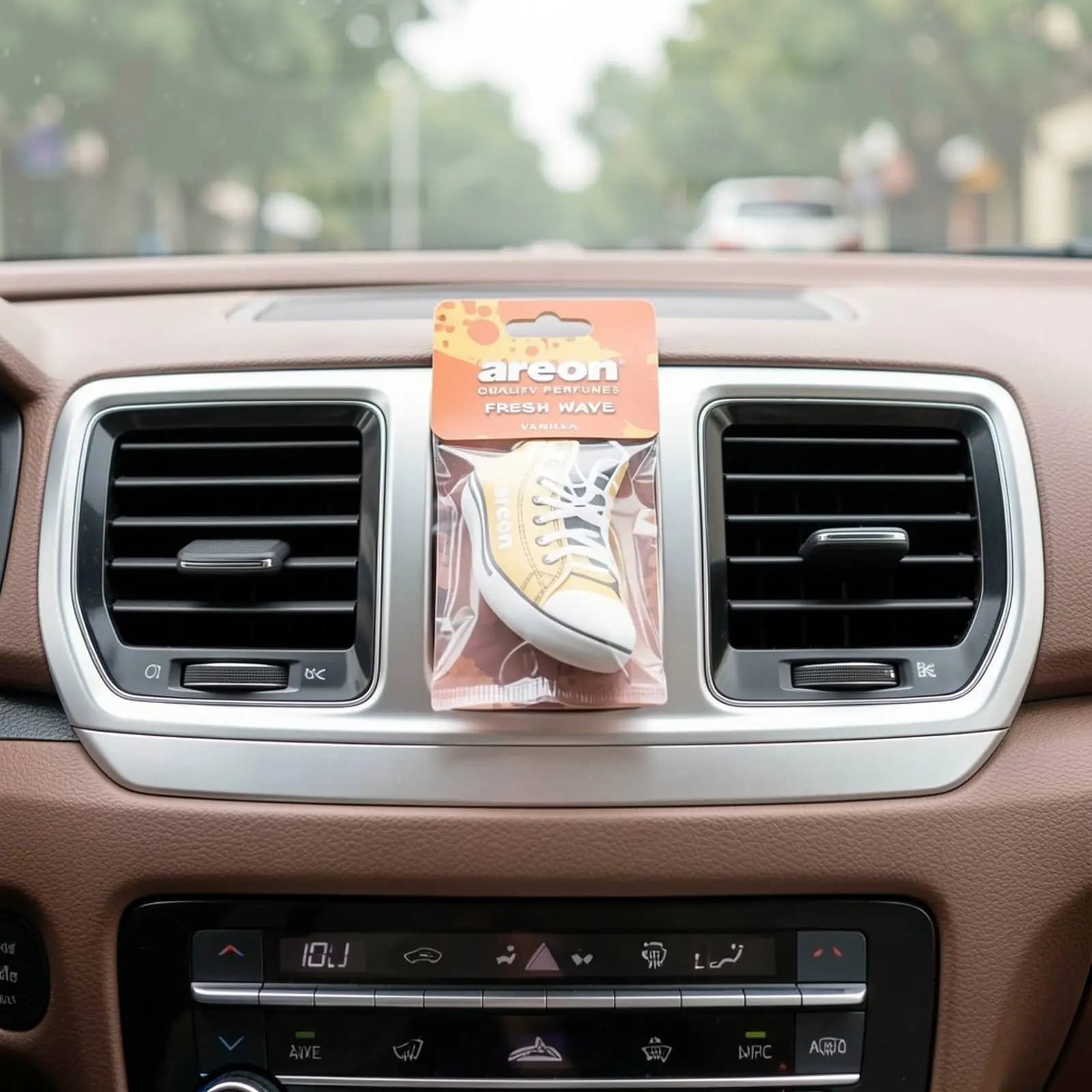Car Diffuser with Wood Grain Design Aromatherapy Air Freshener for Vehicle Cabin Home Use