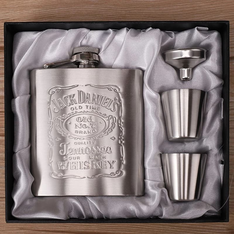 Fiaschetta Portatile da 7oz per Esterni, in Acciaio Inossidabile, Contenitore per Whisky e Alcolici, con Confezione Regalo, Bottiglia per Vodka, Accessori per Bere