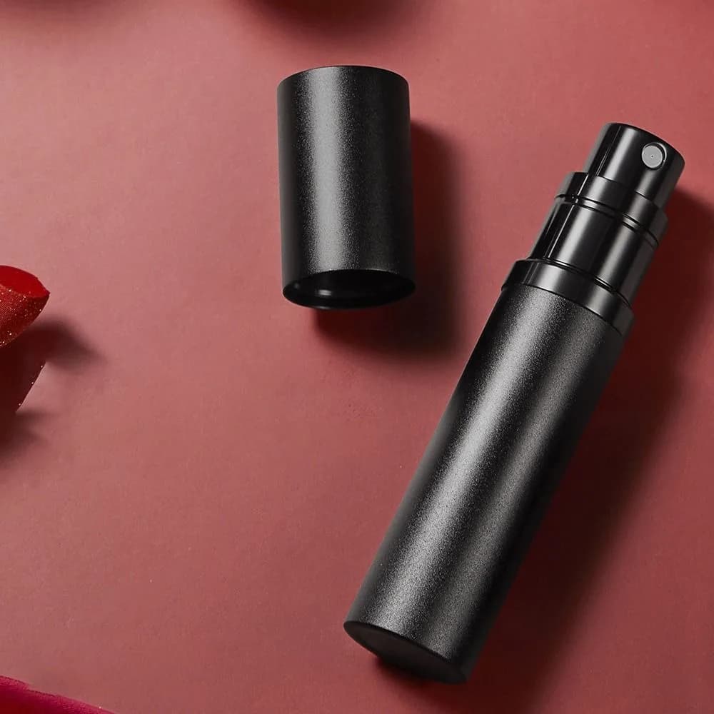 Flacone Spray da Viaggio in Alluminio da 5ml per Cosmetici Liquidi, Contenitore Vuoto Ricaricabile Portatile per Alcol e Profumo