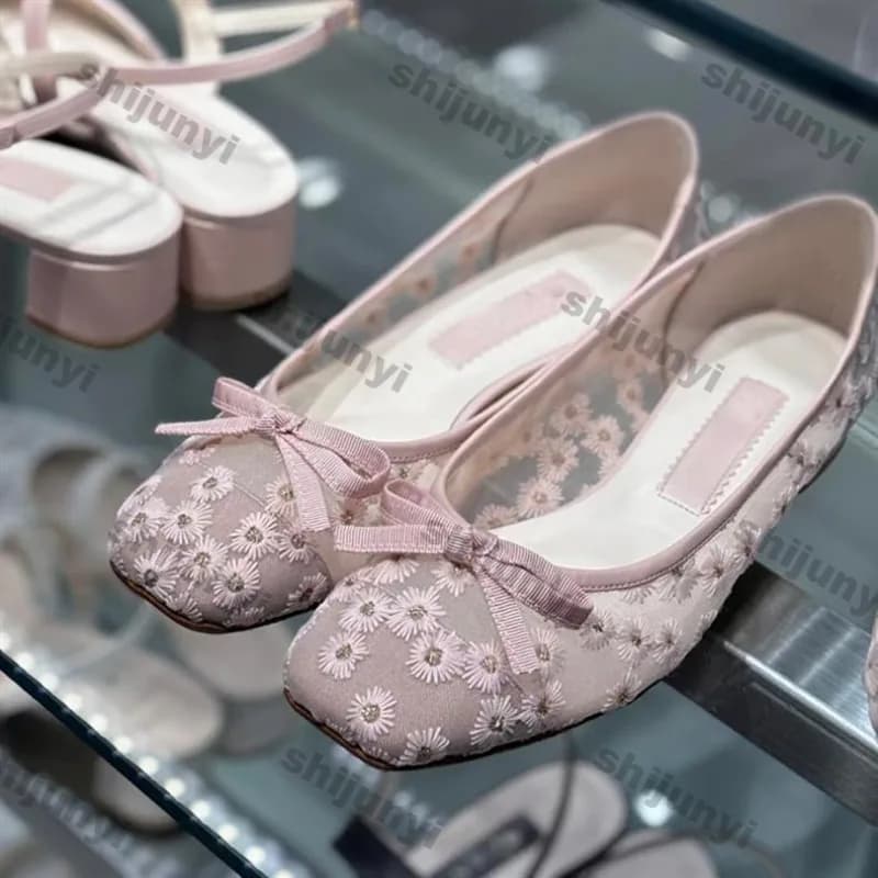 Mocassini da Donna Estivi Nuovi Arrivi Trendy con Fiocco Ricamo Margherita Punta Quadrata Ballerine Traspiranti Leggere Scarpe Casual
