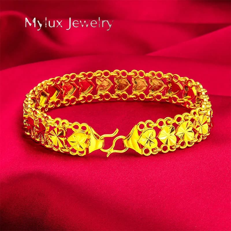 Bracciale Largo con Chiusura a S in Oro 24K di Mylux Jewelry | Oro puro AU999, chiusura a S con decorazione a cuore 3D, fascia larga per un look elegante.
