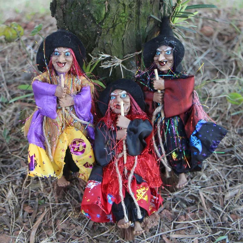 Figurina di strega del festival dei fantasmi di Halloween, decorazione per bambole appese, ornamenti pendenti per oggetti di scena per decorare la casa stregata