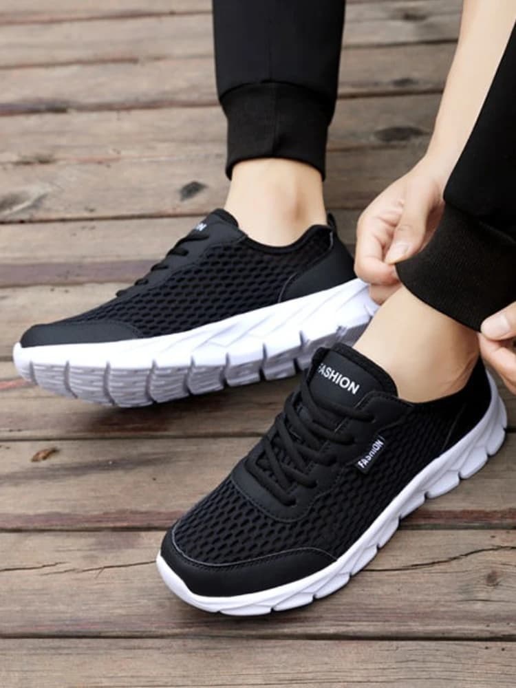 Men's casual hiking sneaker Summer quick drying shoes in promotion Comfy men's sports shoes for jumping liquidation