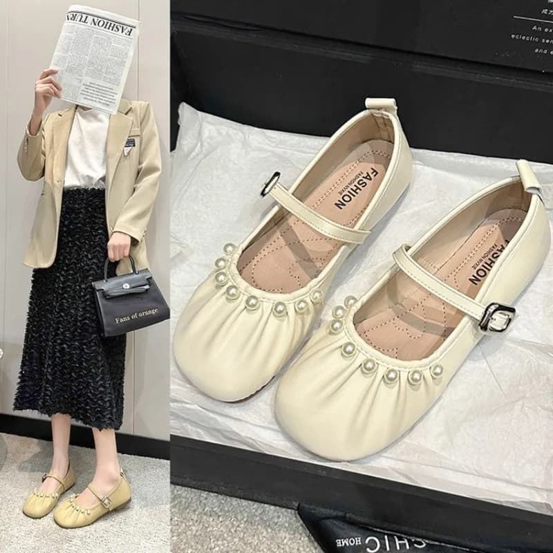 Comfortable Pearl Mary Jane Flats for Girls - Silver Metallic Round Toe Pleated Adjustable Buckle Strap Party & Casual Shoes